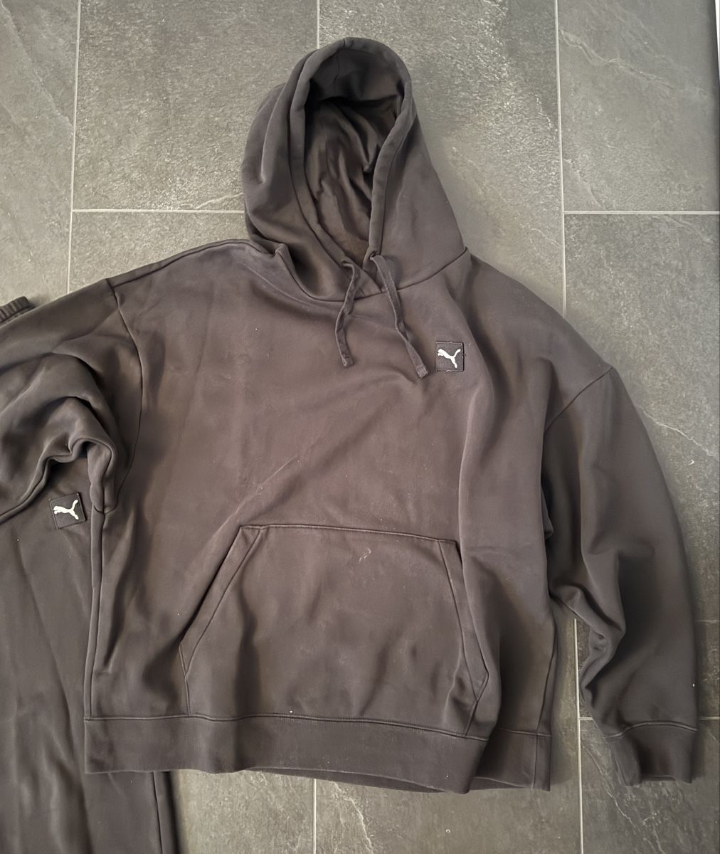Puma Lotti di vestiti: Puma Tracksuit Schwarz – Usato da Goldach venduto da igwhitestar 1