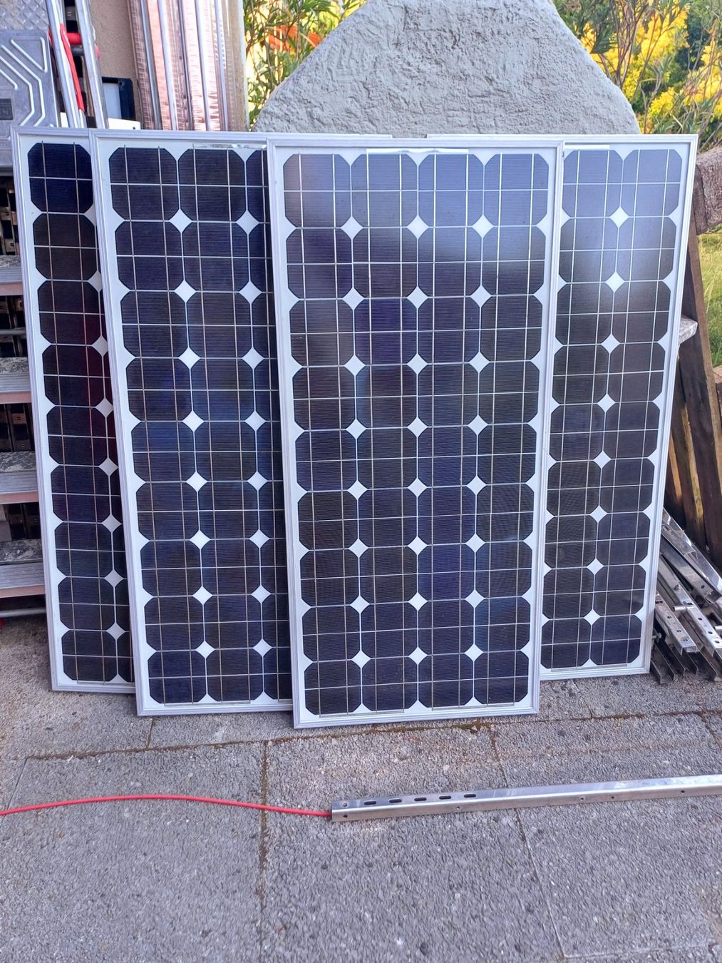 Megasol Dispositivi a energia solare: Solarmodul Set, 4 Stk. Megasol 70Watt – Usato da Kloten venduto da Juanita3