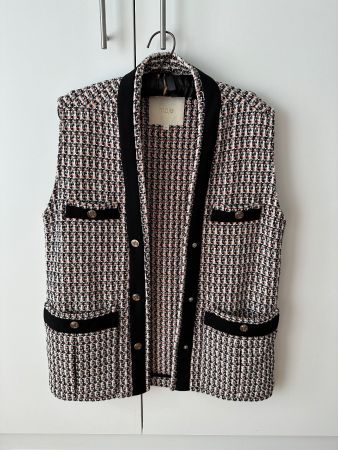 Maje tweed vest , perfect condition. Size 36(s)