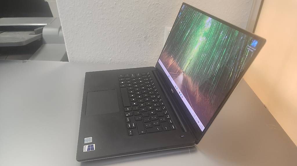 Notebooks: Dell Précision 5510 Ecran 15.6" Intel Core i7 6th Gen – Gebraucht aus Donneloye von ire_767q 2
