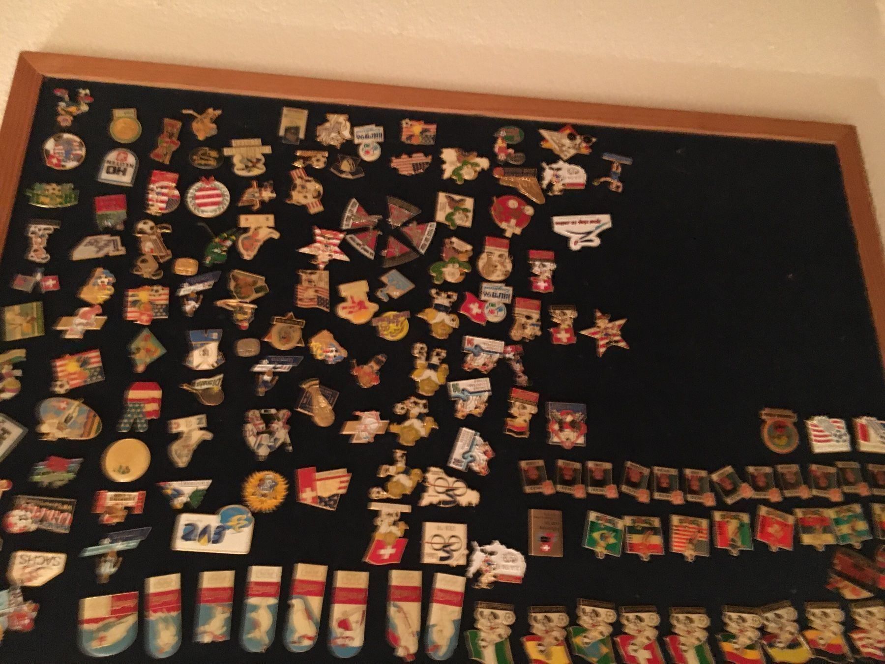 Placchette & Badge: Pinsammlung ca 1200 div. Pins – Usato da Zürich venduto da kubraun 3