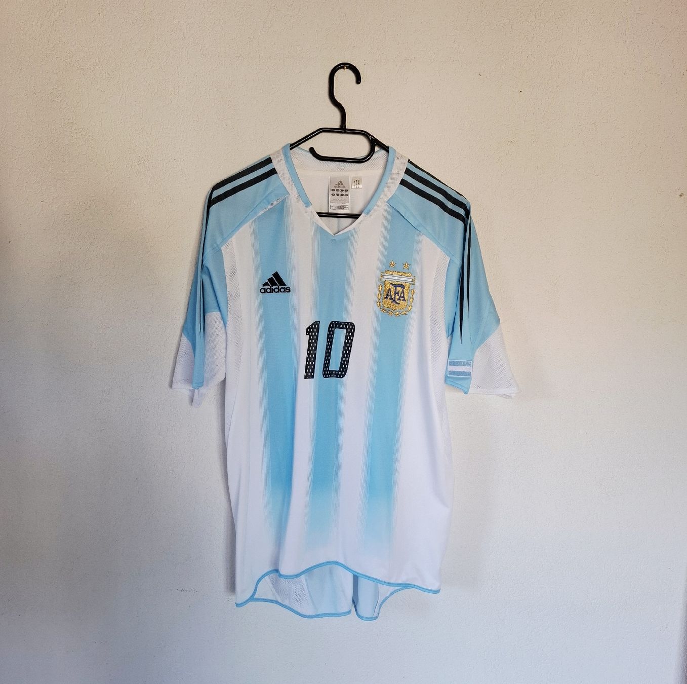 Adidas Leibchen & Hosen: Argentinien Trikot 2004 – Neu (gemäss Beschreibung) aus Ammerswil AG von Treemountain