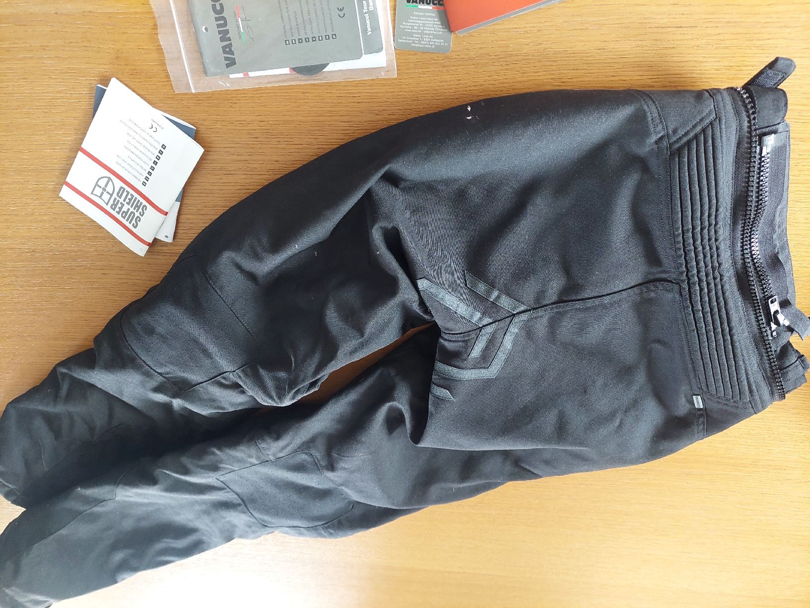 Vanucci Pantaloni: Vanucci Motorradhose Textilhose Gr. 34 – Usato da Abtwil AG venduto da kidimagic1 5