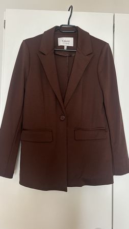 Damen Blazer b.young braun Grösse 36 neuwertig