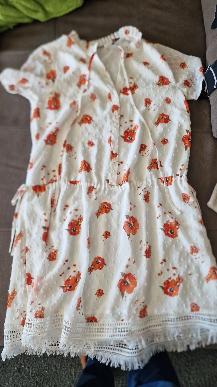 Vestiti: Kleid neu – Nuovo (secondo la descrizione) da Kerns venduto da onewayticket