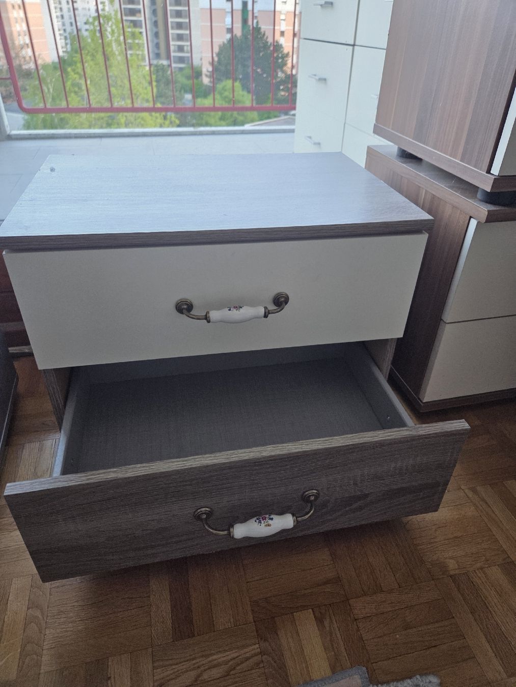 Comodini: table de lit ( chevets) – Usato da Sion venduto da ferd.jr 1