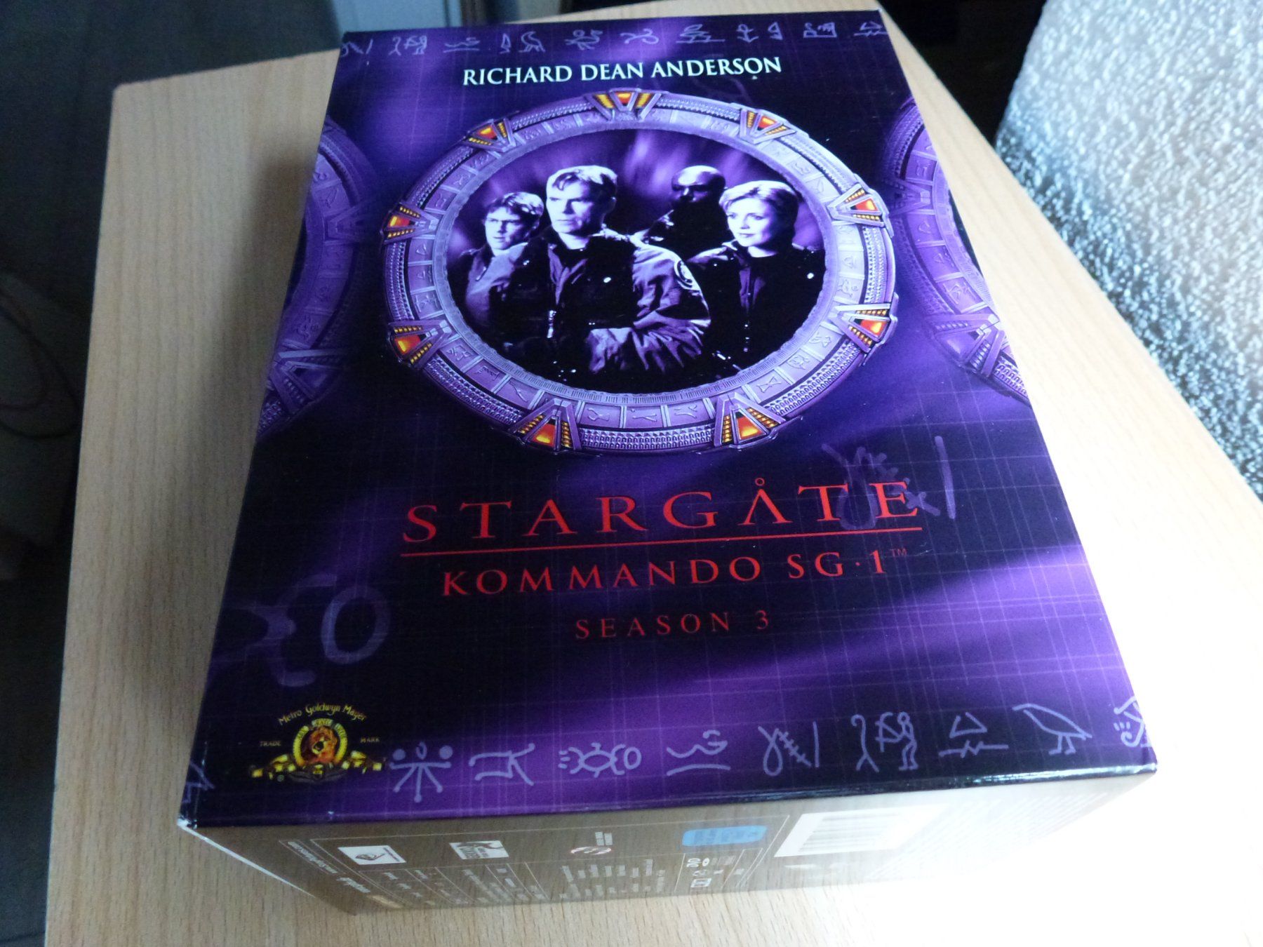 Tutti i DVDs: Stargate Staffel 3 (6DVD) – Usato da Hombrechtikon venduto da Maloev17