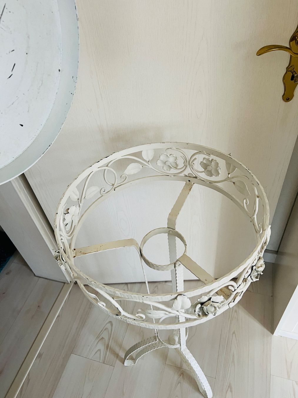Sonstiges für Haushalt & Wohnen: Antiker Blumenständer Metall Ständer Säule Figur Konsole – Gebraucht aus Wil von fuschti01 4