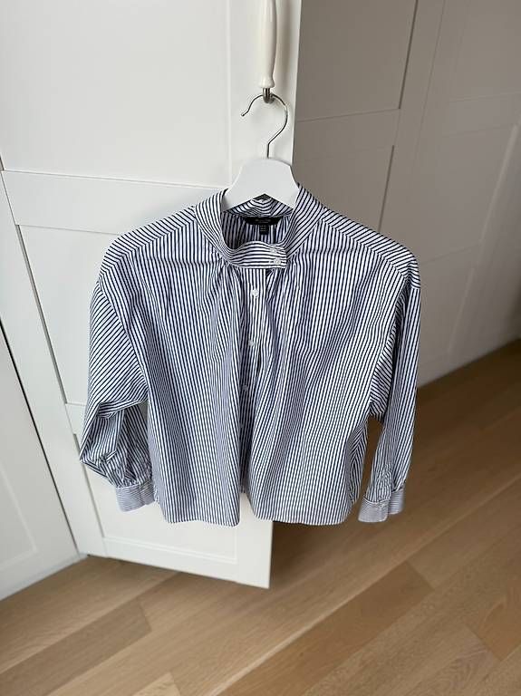 Camicie: Massimo Dutti Hemd mit Kragen  – Usato da St. Gallen venduto da Sabrinaaa 3