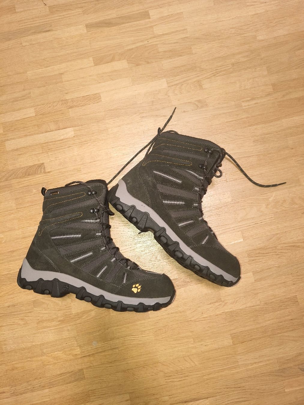 Herrenschuhe: Jack Wolfskin Winterstiefel Wanderschuhe Grösse 45 dunkelgra – Neu (gemäss Beschreibung) aus Etzelkofen von madafaka_06 1