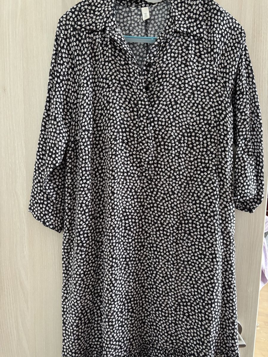 H&M Vestiti: H&M Sommerkleid mit Blümchenmuster, Grösse S – Nuovo (secondo la descrizione) da Wald AR venduto da bertli00