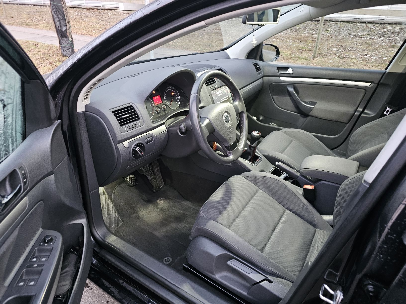 VW Automobili: vw golf 5 – Usato da Baar venduto da Sascha12333 8