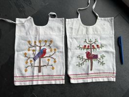 Handgemachte Kinderlätzli