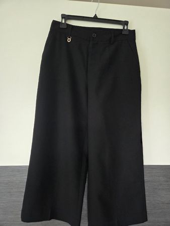 Schwarze Armani Jeans Hose, Gr. 42, Culotte Stil, Top!