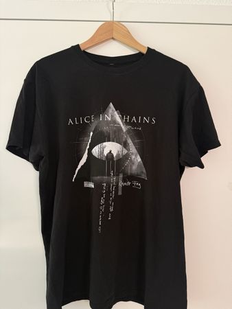 Alice in Chains Tour Tshirt