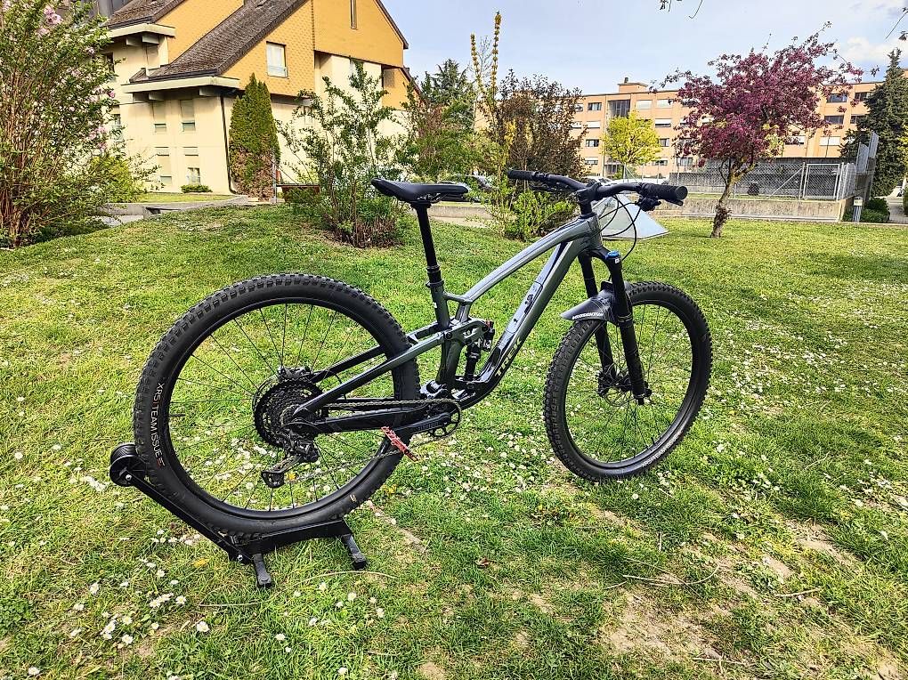 Velos: VTT Trek Fuel EX 8 XT 29" Taille M – Gebraucht aus Gland von nan_5nkb 4
