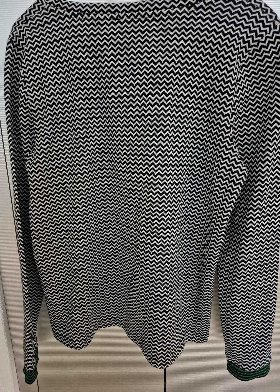 Lotti di vestiti: Street One Strickjacke und Pullover 38 Zick Zack Muster – Nuovo (secondo la descrizione) da Lengnau BE venduto da cantharis 5