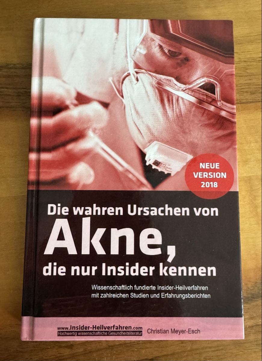 Libri: Buch, Akne – Usato da Emmenbrücke venduto da Florentina27