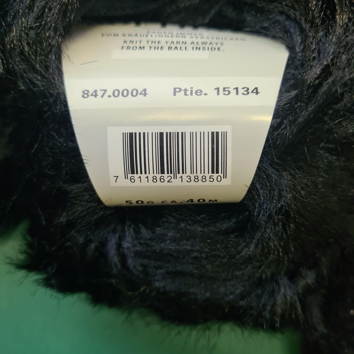 Wolle: 5 Knäuel div. Schwarze Effekt Wolle Total ca.195gr – Neu (gemäss Beschreibung) aus Urdorf von sumrum 4