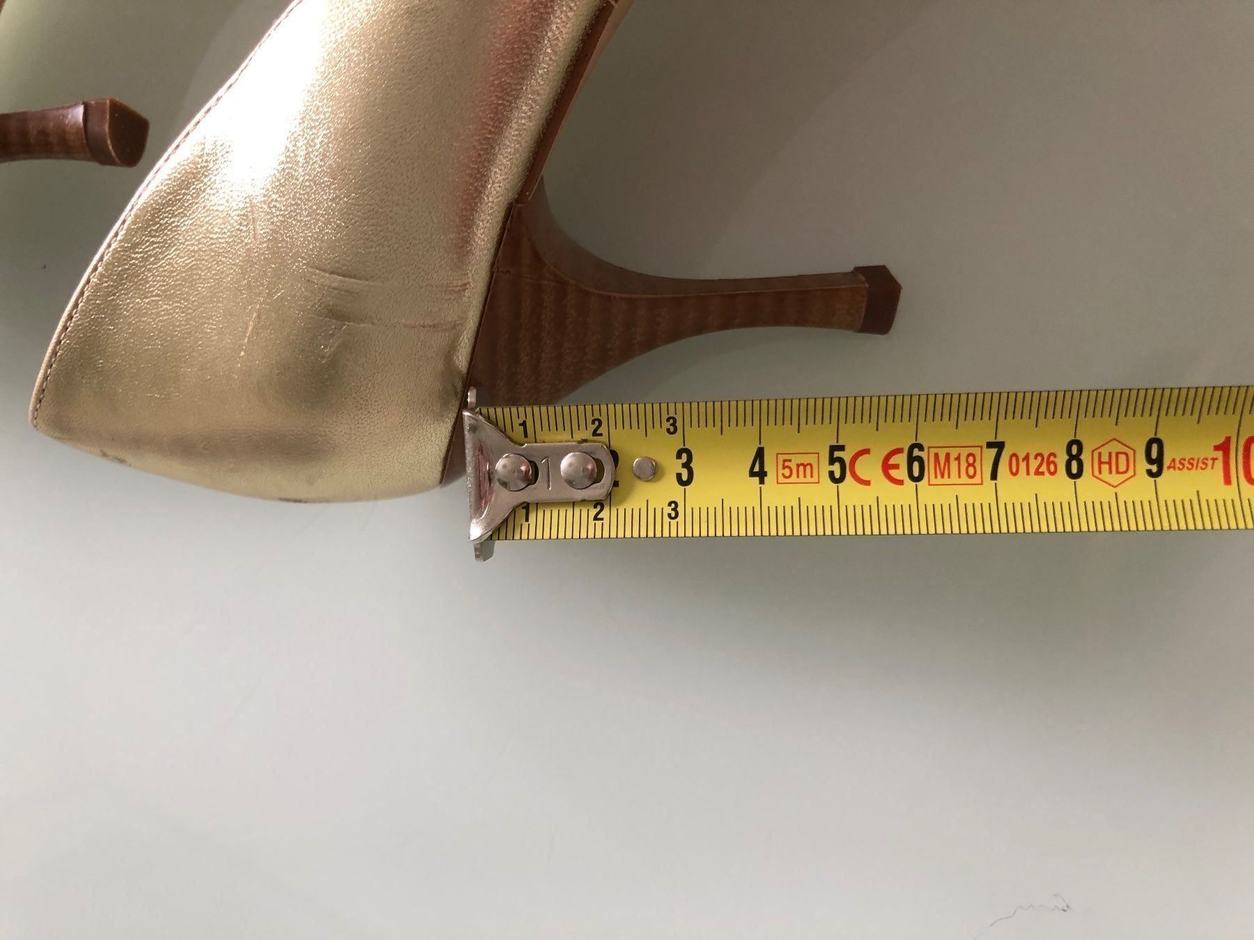 Scarpe da donna: SCHUH Goldene Pumps – Nuovo (secondo la descrizione) da Adliswil venduto da Jessik0 2