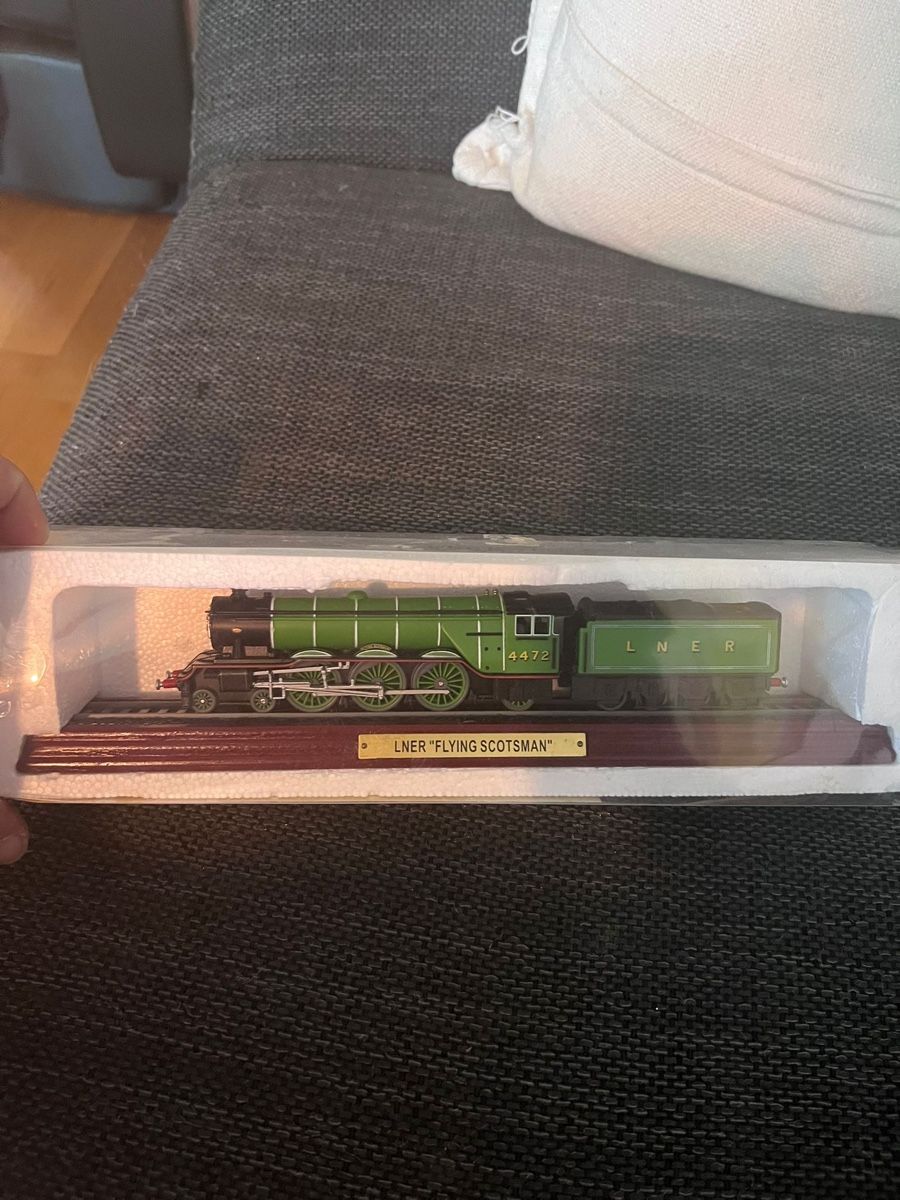 Modelleisenbahnen: Train set miscellaneous – Gebraucht aus Zürich von ban_wfc2 3