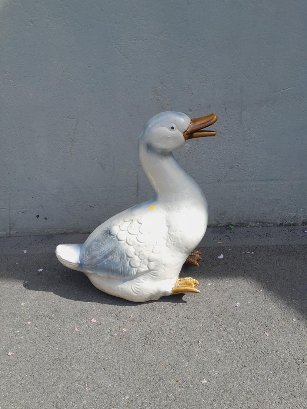 Figuren: Grosse Vintage Gans / Ente / Gartenfigur / Keramik? – Gebraucht aus Männedorf von Bel-view 2