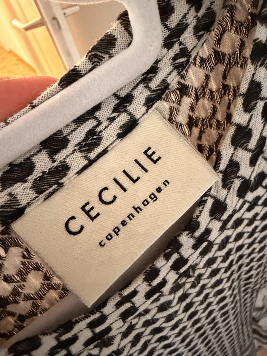 Cecilie Copenhagen Vestiti: Robe CECILIE copenhagen taille S – Usato da Neuchâtel venduto da mar_fhq6 2