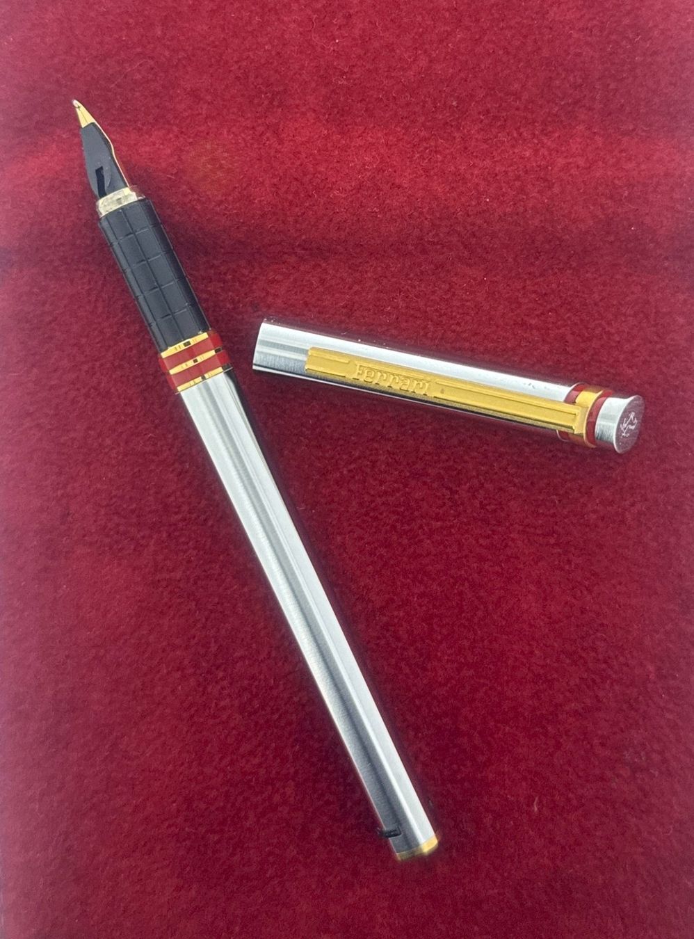 Penna & Evidenziatori: Stylo Plume Ferrari Original – Nuovo (secondo la descrizione) da Prez-vers-Noréaz venduto da JOCO1963 2