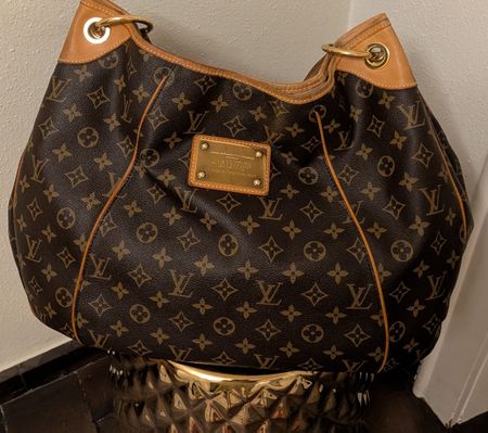 Louis Vuitton Galliera GM mit Schulterriemen