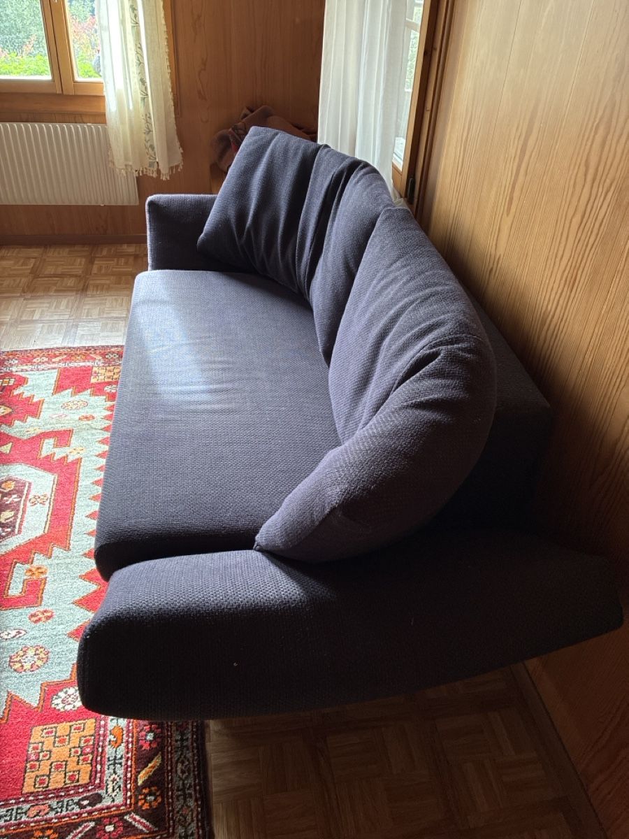 Sofas: Bettsofa, 2-3 Plätze – D'occasion à Oberburg par mar_hl2j 1