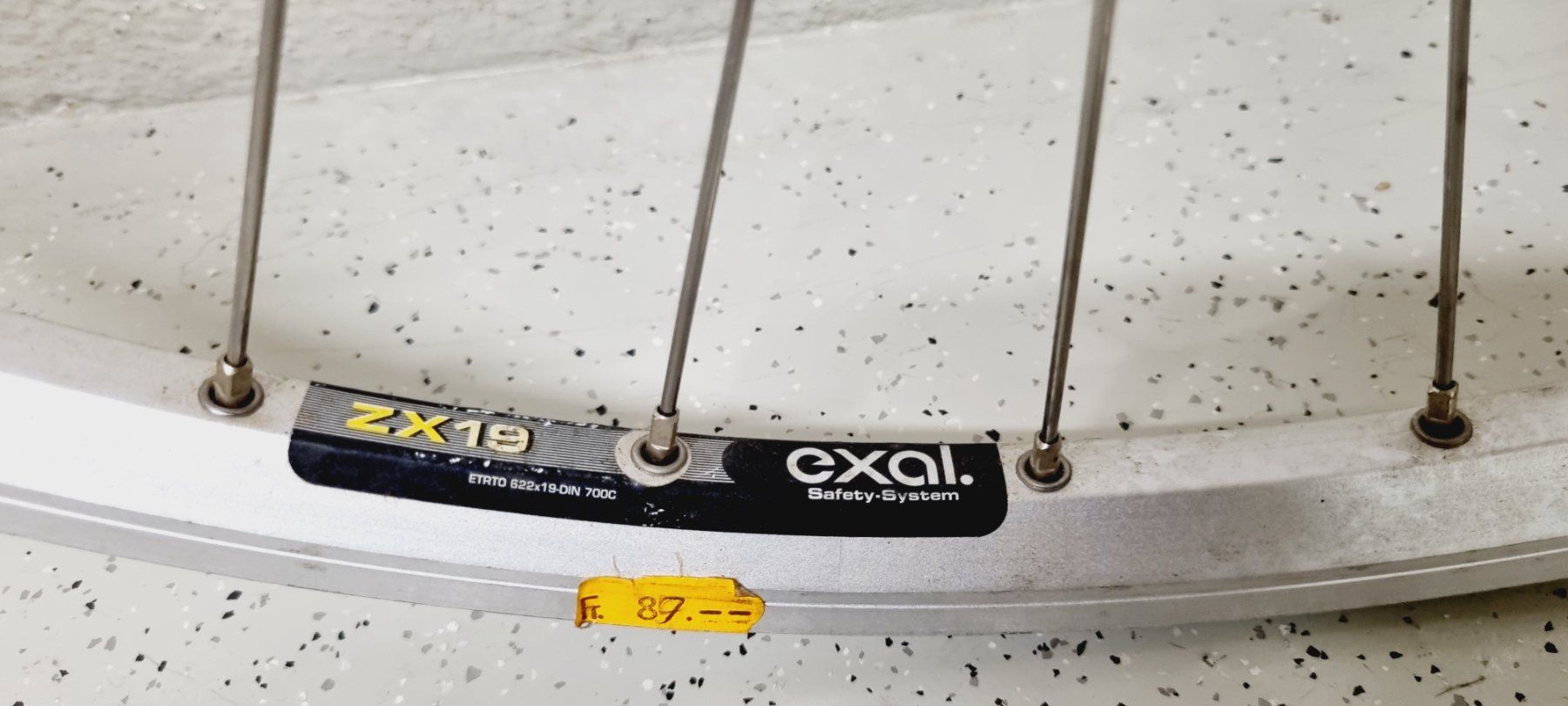 Pezzi di ricambio: Neu Exal Vorderad 28" – Nuovo (secondo la descrizione) da Zürich venduto da emi_rp8k 1