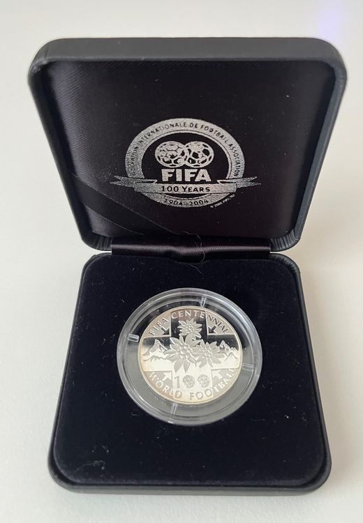 Toutes les monnaies: 100 Jahre FIFA 20 Fr. Gedenkmunze PP - Rare – Neuf avec emballage d'origine à Zürich par mar_2tjh