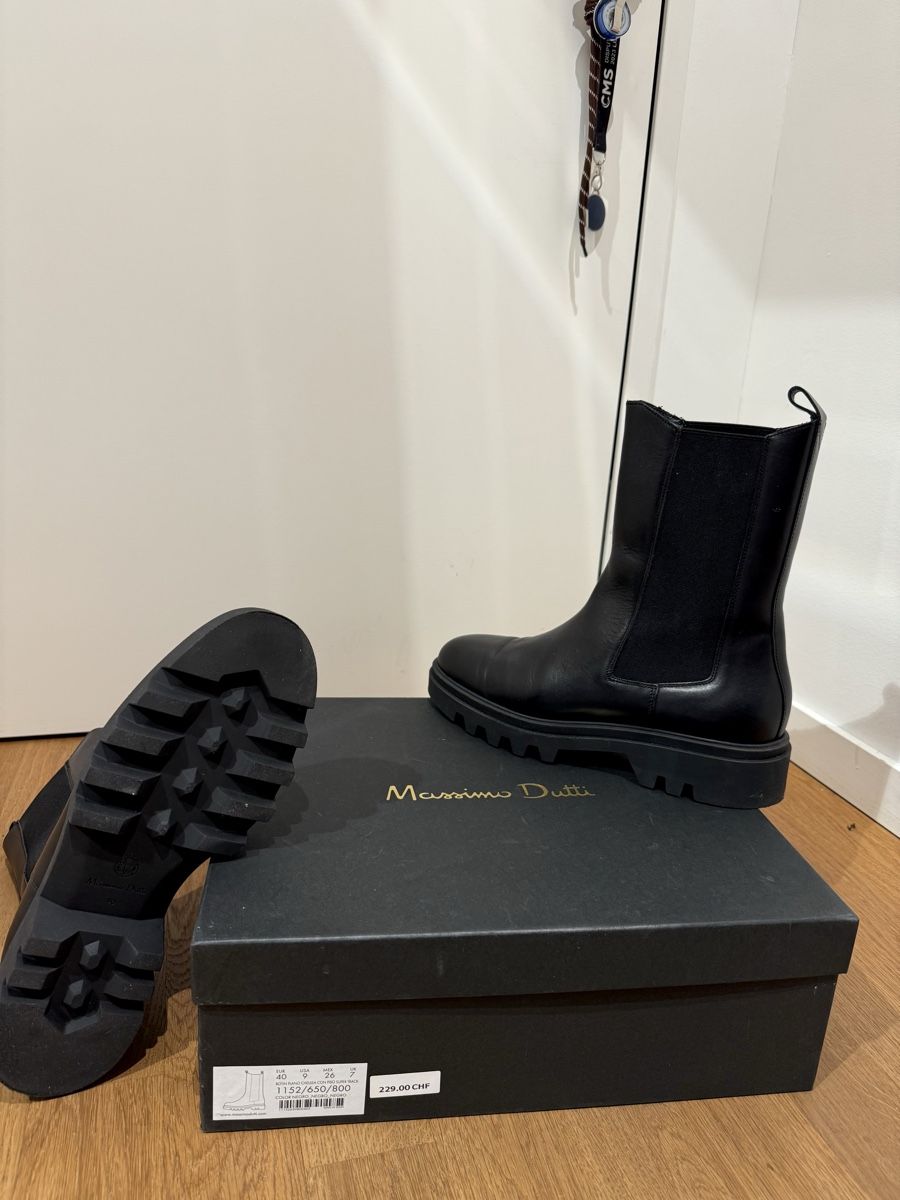 Massimo Dutti Scarpe da donna: Massimo Dutti Black Leather Ankle Boots, Size 38, New – Nuovo (secondo la descrizione) da Zürich venduto da 7b6s 2