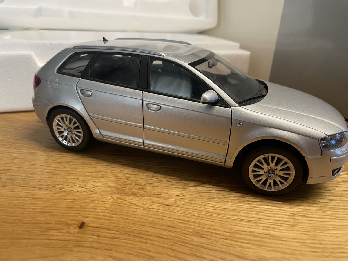 Kyosho Modellautos: Audi A3 Modellauto, silber, Top Zustand – Gebraucht aus Steffisburg von DarkBricks 2