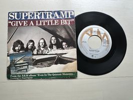 SUPERTRAMP RICK DAVIES ROGER HODGSON Give a little bi Single