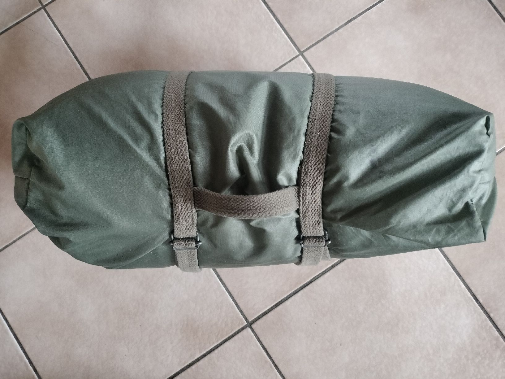 Sacchi a pelo: Armee Militär Schlafsack Frankreich – Usato da Schwanden Sigrisw venduto da cadieux71 1