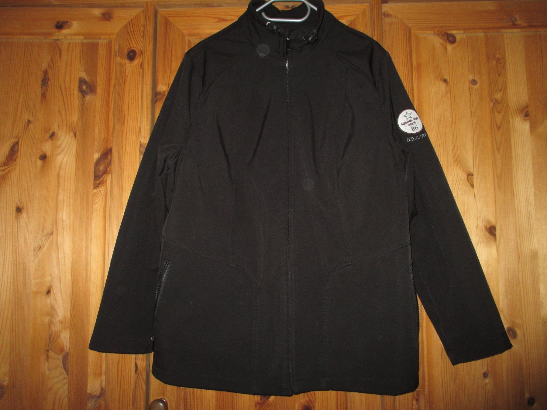 Giacche: SOFTSHELL DAMENJACKE SCHWARZ GR.50 – Usato da Winterthur venduto da katzen07
