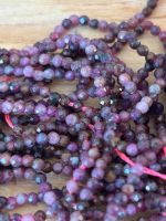 Strang echte facettierte Indien Ruby Kugeln 2 mm