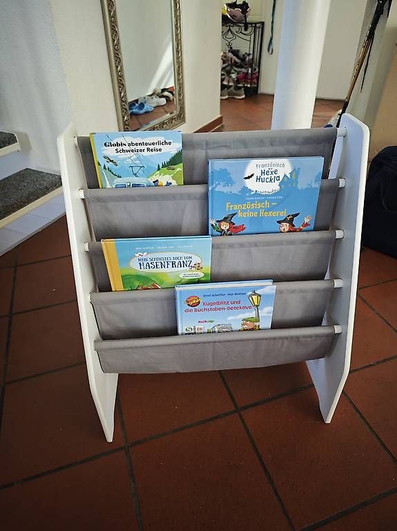 Scaffali: Mobiler Kinder Bücherregal – Usato da Rüfenacht BE venduto da Sumatrabali
