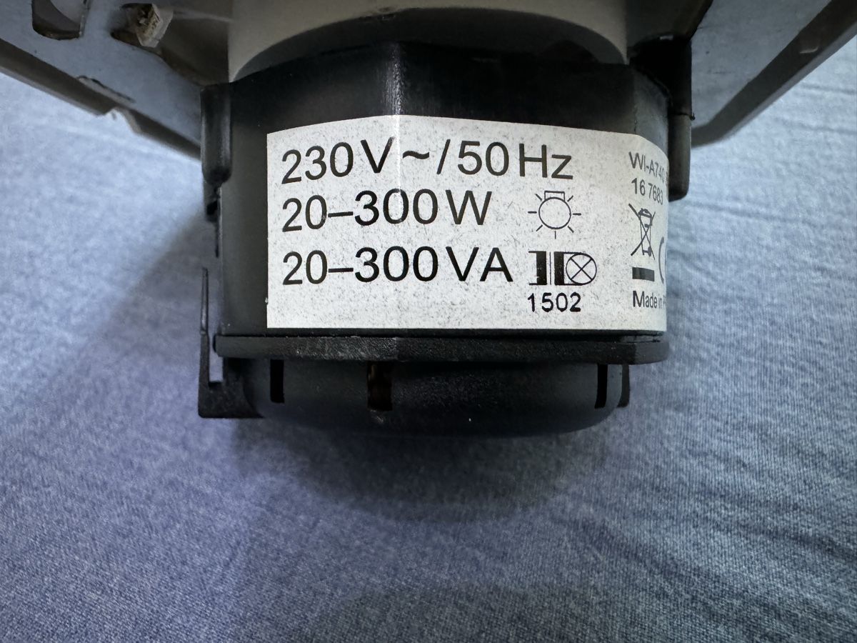 Interruttori: Variateur rotatif LED.  Neuf – Nuovo (secondo la descrizione) da Lausanne venduto da Denis- 4