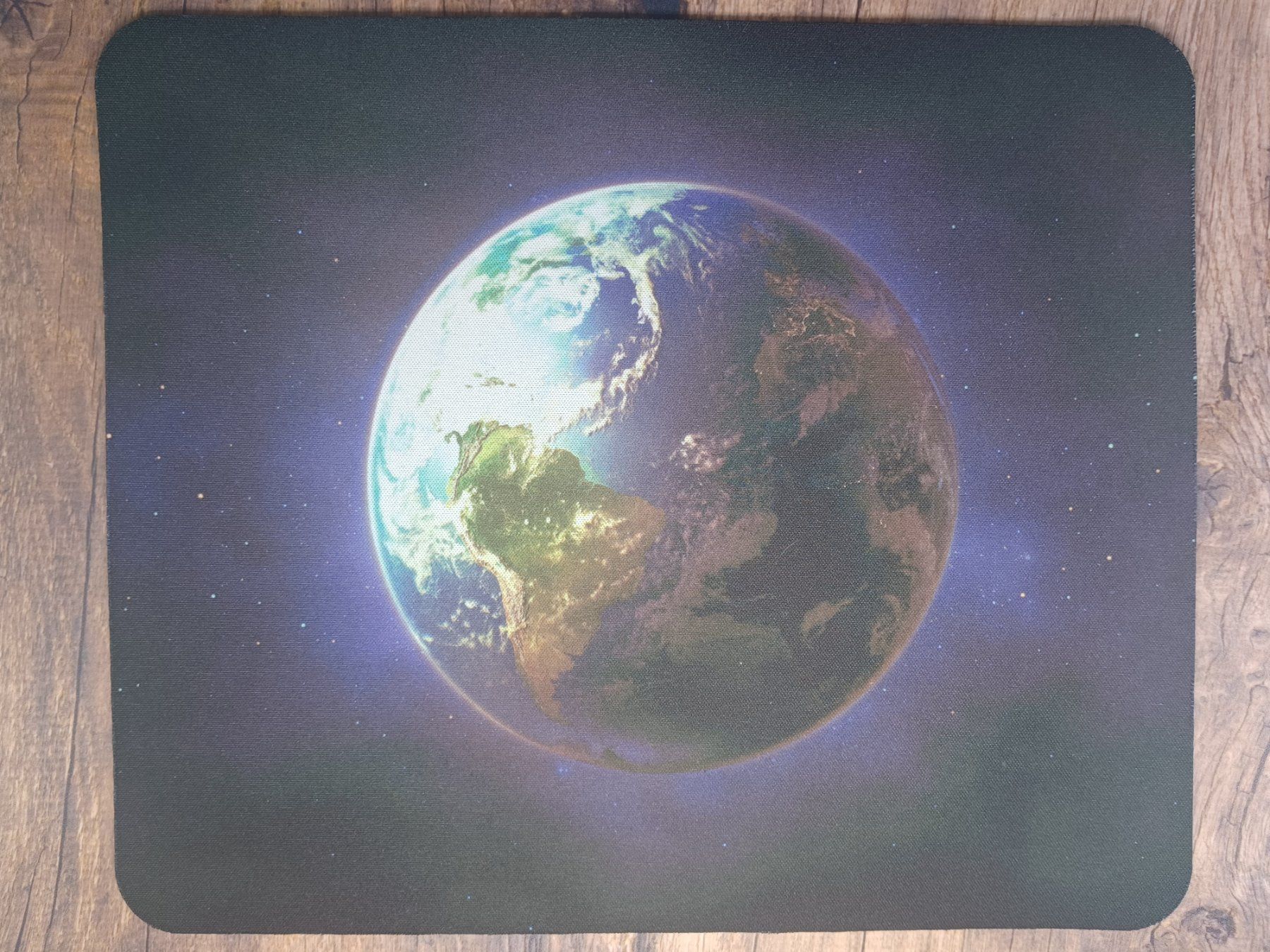 Tappetini per mouse: Mausmatte "Mother Earth" / Mousepad NEU – Nuovo e nell'imballaggio originale da Turbenthal venduto da enjak