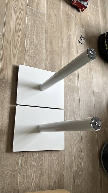 Supporti a parete: Teufel Standfuss AC 7001 SP2 Surround – Usato da Winterthur venduto da dav_p6ll