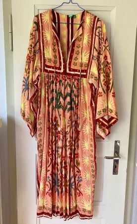 Sommerliches Maxikleid von Farm Rio, Grösse M, Top Zustand