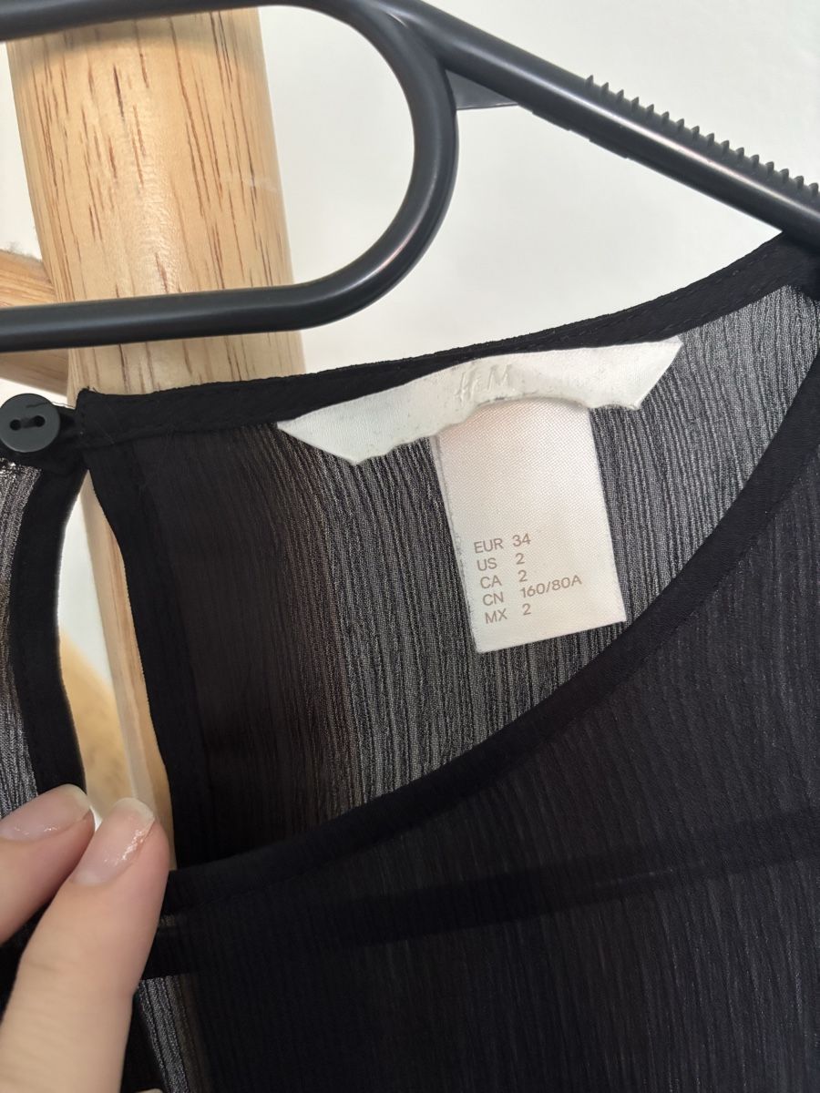 H&M Camicette: schöne Bluse H&M – Nuovo (secondo la descrizione) da Wädenswil venduto da S.ke 2