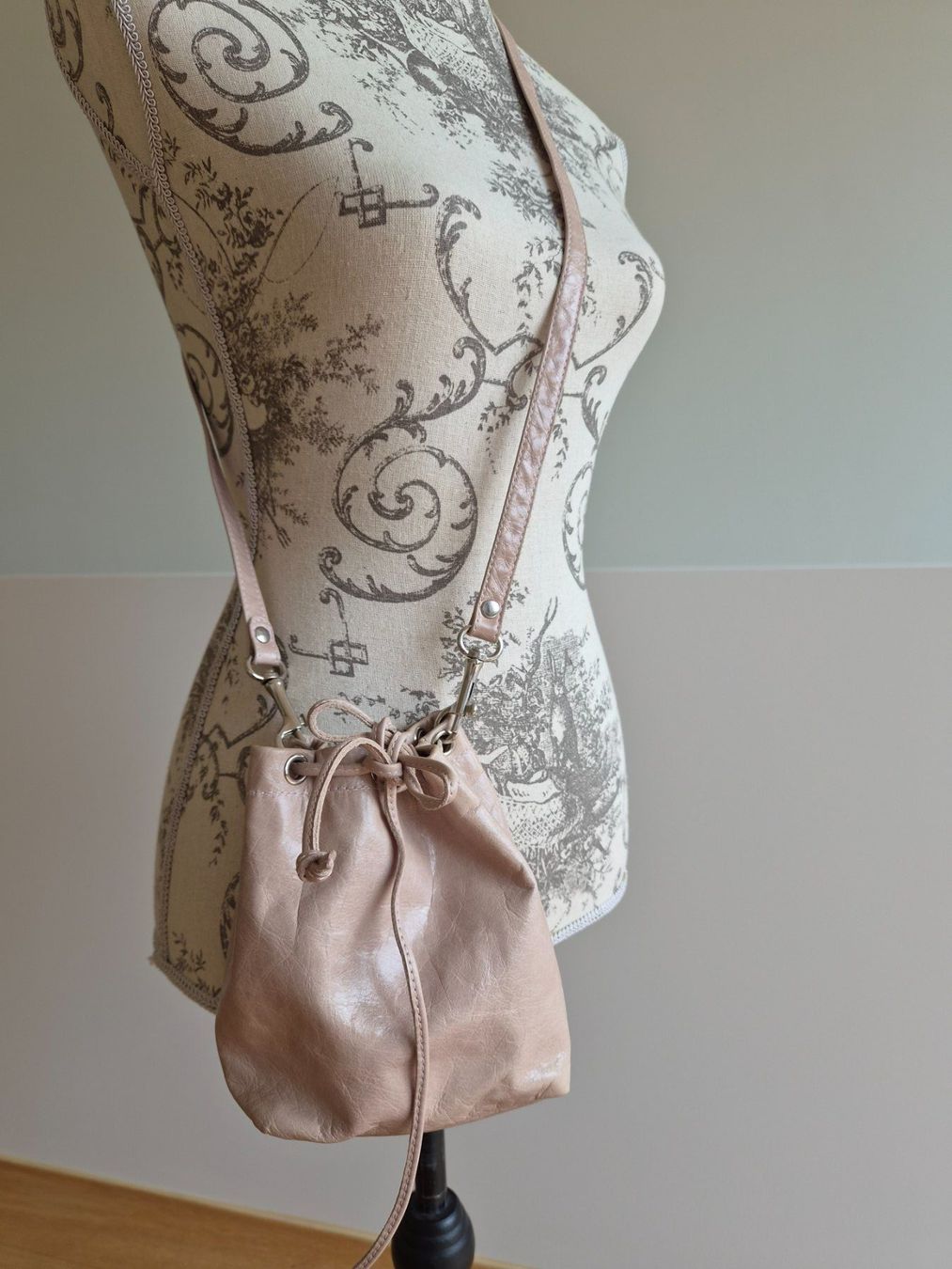 Borse da donna: Lederbeutel beige mit passender Geldbörse – Usato da Spiegel b. Bern venduto da brand06 2