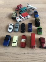18 Matchbox autos