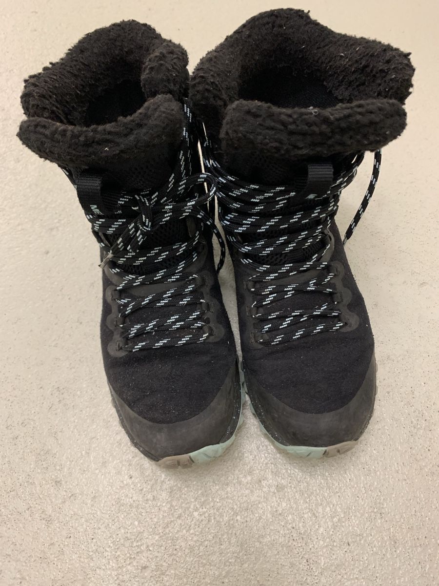 Scarpe da donna: Merrell Damen Winterschuhe, Grösse 38 – Usato da Unterägeri venduto da Globi8634