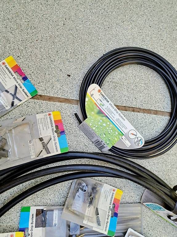 Travi: Gardena Material für Micro-Drip-System,   – Usato da Basel venduto da gil_xg9d 2