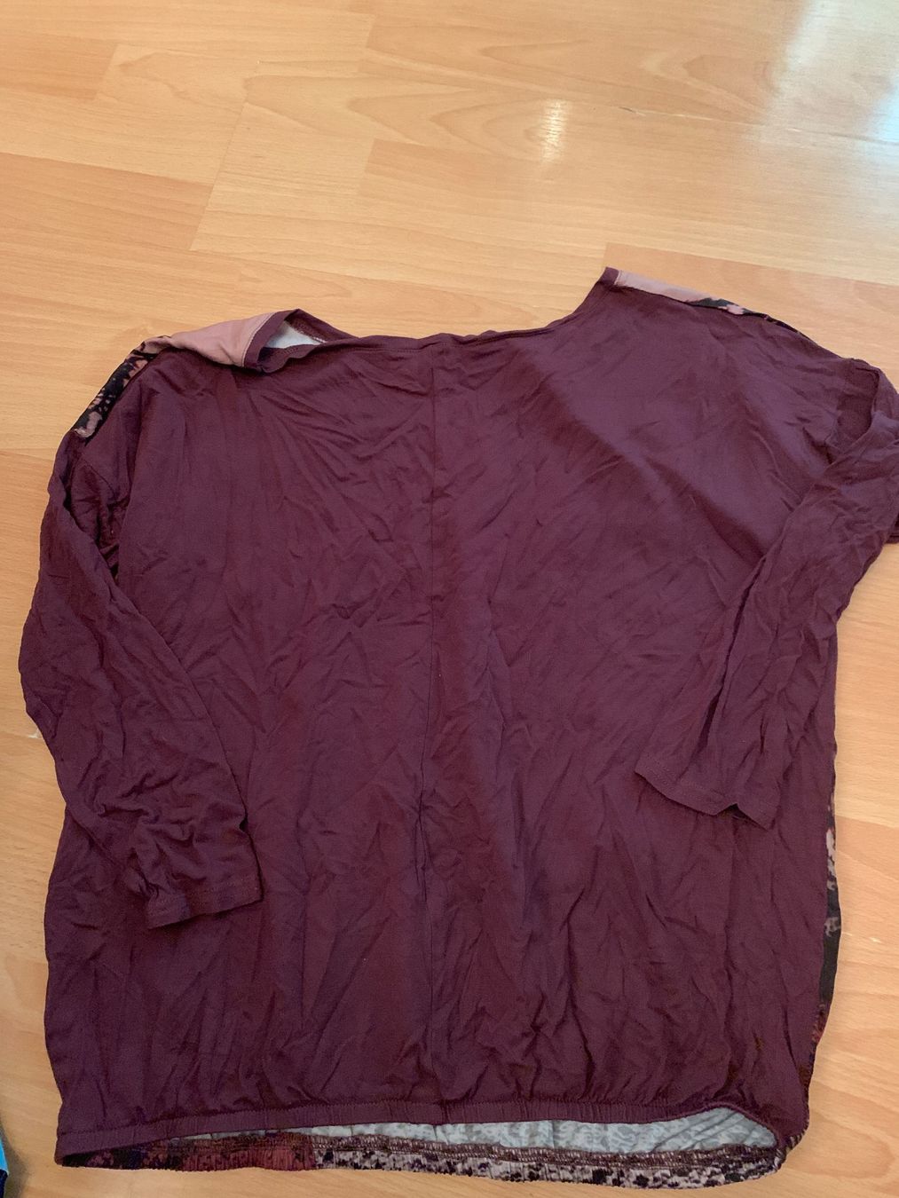 Maglioni & Felpe: Joli pull Gémo taille XL – Usato da MEYRIN venduto da Gwendo10 1