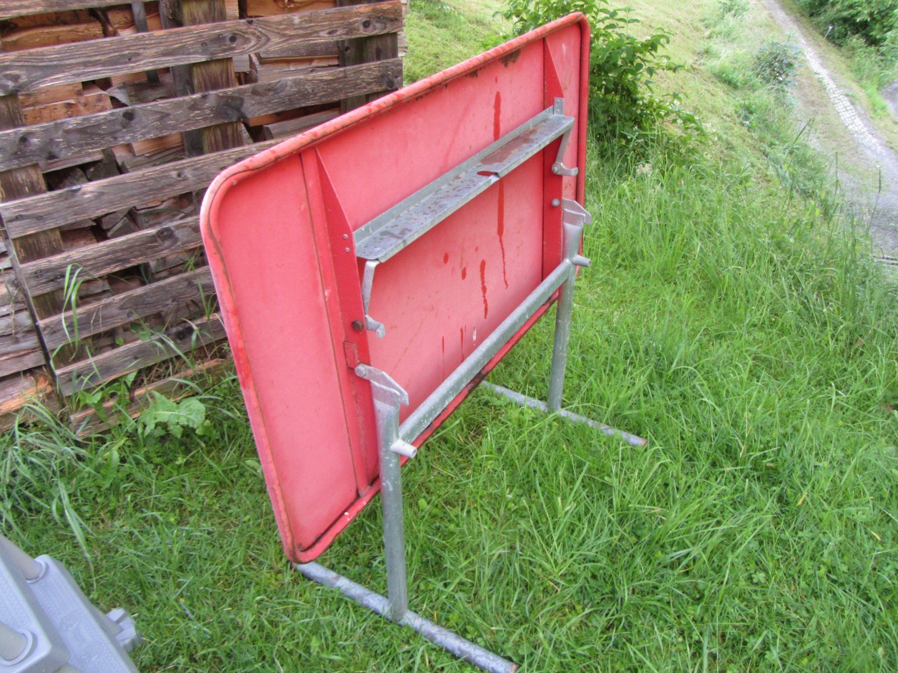 Bigla Tavoli: Bigla - Schaffner Blechklapptisch – Usato da Wolfhalden venduto da Quiria68 1